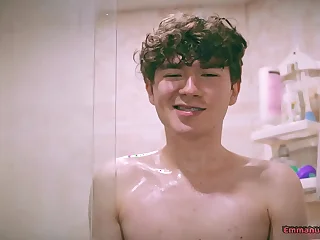 Cute Twink Emmanuel Kokichi Immense Himself a Champagne Handjob All round The Shower